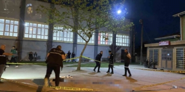 Sakarya’da küfürleşme kavgasında kan aktı: 15 yaşındaki çocuk, 17 yaşındaki çocuğu bıçakladı