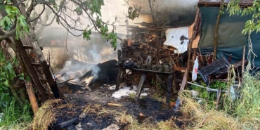 Odunluk alev alev yandı