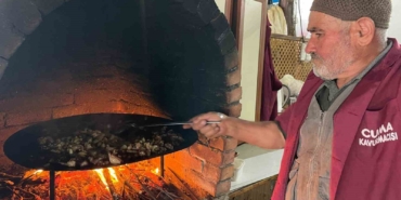 Dualı güveçlerden yemek için akın akın geliyorlar