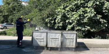 Silivri Belediyesi yaz aylarına yönelik konteyner dezenfeksiyon çalışmalarını yoğunlaştırdı