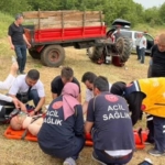 Bilecik’te devrilen traktörün altında kalan sürücü ağır yaralandı