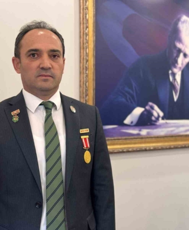 Vücudunda binin üzerinde şarapnel parçasıyla vatana hizmete devam ediyor