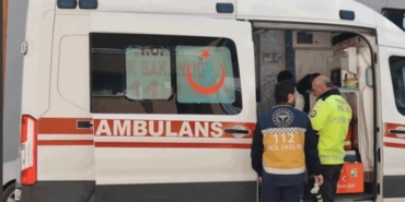 Bilecik’te 2 otomobilin çarpışması sonucu meydana gelen trafik kazasında 2 kişi yaralandı