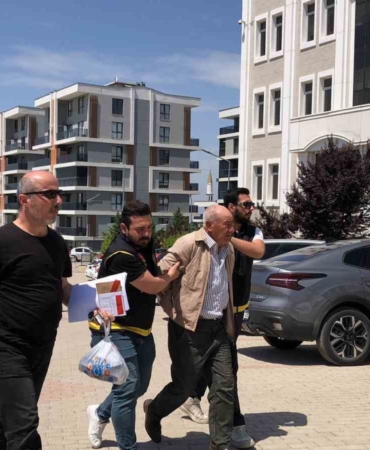 Cinayet zanlısı adliyeye sevk edildi