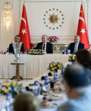 Cumhurbaşkanı Erdoğan, Fenerbahçe heyetini kabul etti