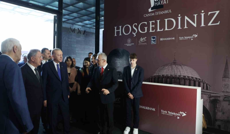 Cumhurbaşkanı Erdoğan: "Bugüne kadarki en büyük eserimizi, yani terörsüz Türkiye’yi yakın zamanda sağlam bir temel üzerinde yükselteceğiz"