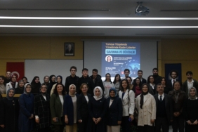 SAÜ’de Kadınların rolü ve başarıları konuşuldu