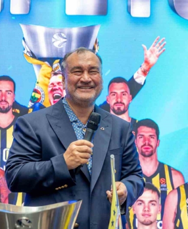 Fenerbahçe’nin Euroleague zaferi Yıldız Holding’de coşkuyla kutlandı