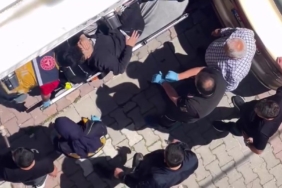 Küçükçekmece’de 19 yaşındaki genç sokak ortasında vuruldu