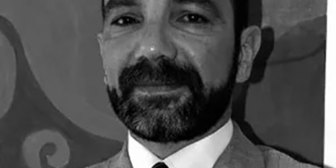 Kadıköy’de Yazar Süha Oğuzertem yangında hayatını kaybetti