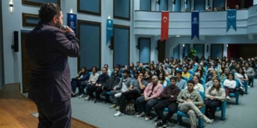 Gençler hayal kapılarını "Kılavuz Kariyer" ile aralayacak