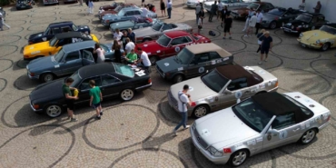 Ayvalık’ta klasik otomobillerin 27. Batı Anadolu Rallisi heyecanı