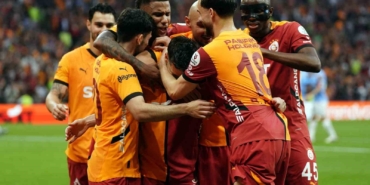 Trendyol Süper Lig: Galatasaray: 1 - Başakşehir: 0 (İlk yarı)