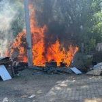 Saman balyaları alev alev yandı