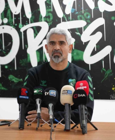 İsmet Taşdemir: "Hayallerimize kavuştuktan sonra oyuncularımızı, hocamızı, takımımızı eleştirir olduk"