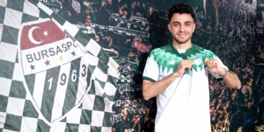 Bursaspor, Ertuğrul İdris Furat ile sözleşme imzaladı