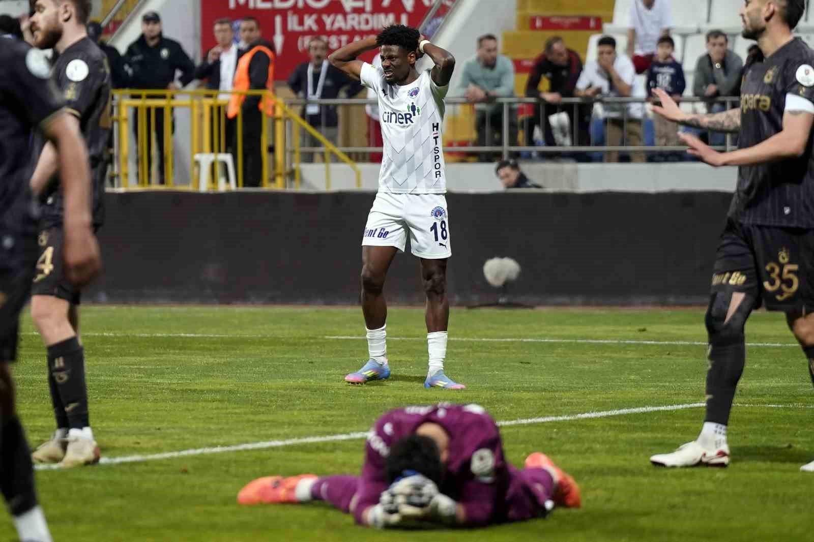 Trendyol Süper Lig: Kasımpaşa: 1 - Trabzonspor: 1 (Maç sonucu)