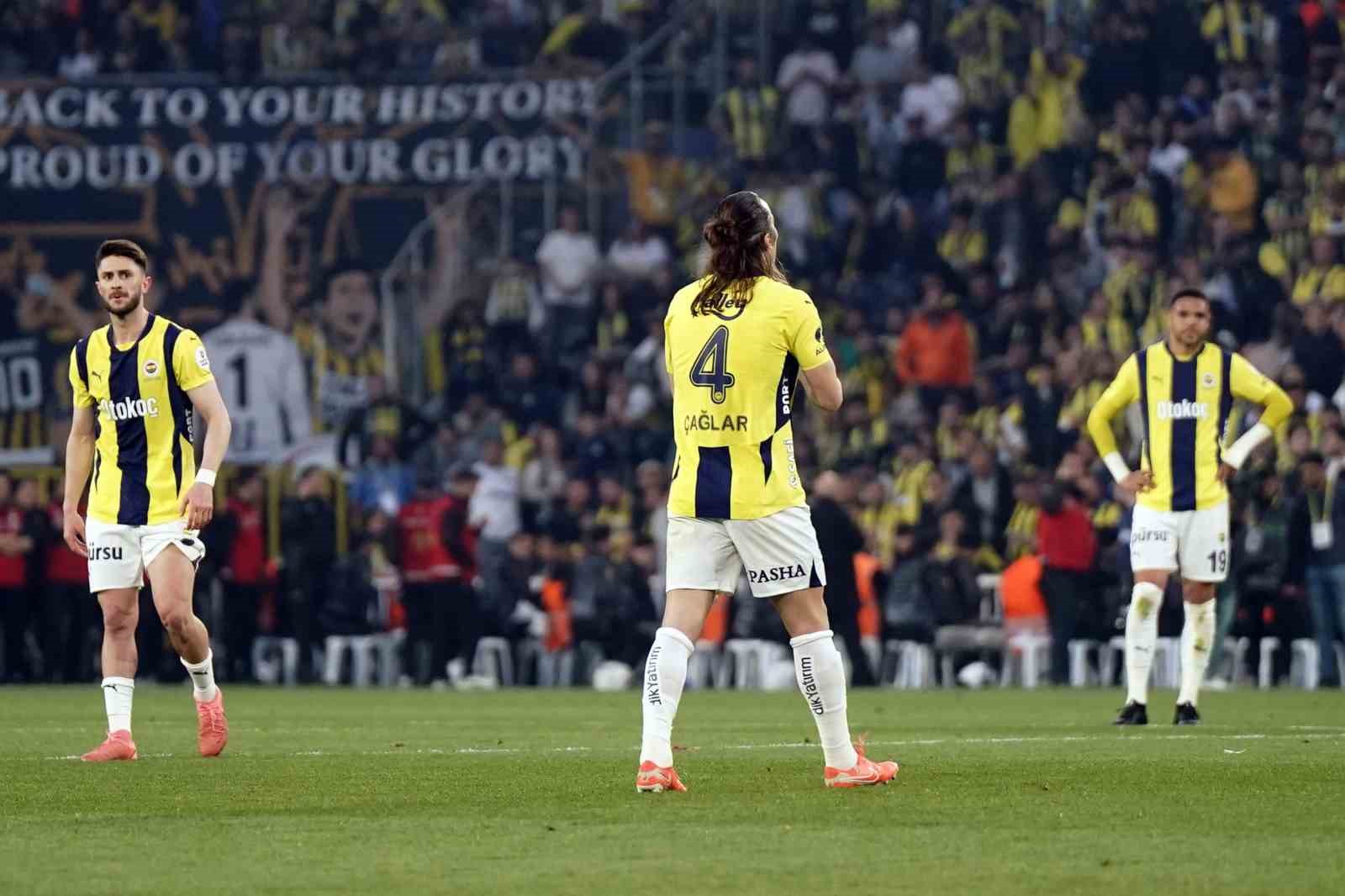 Çağlar Söyüncü, cezalı duruma düştü