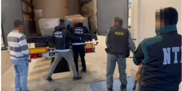 ’Carlos’ geçit vermedi: Dorsede 115 kilo skunk ele geçirildi
