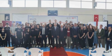 ’100 Okul 100 Akademisyen Projesi’nin ilki gerçekleşti