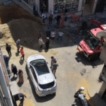 İstanbul Bayrampaşa kanalizasyon çalışmaları sırasında meydana gelen göçükte 1 işçi, toprak altında kaldı. Göçükte kalan işçiyi kurtarma çalışmaları sürüyor.