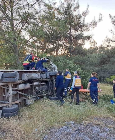 Balıkesir’de kamyonet kaza sonucu ters döndü; 1 yaralı