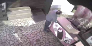 Kadıköy’de kuruyemişçiden dondurma hırsızlığı kamerada