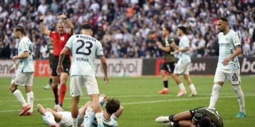 Chamberlain ve Uduokhai oyuna devam edemedi
