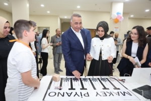 Sultangazi’de Bilim Merkezi’nde mezuniyet coşkusu