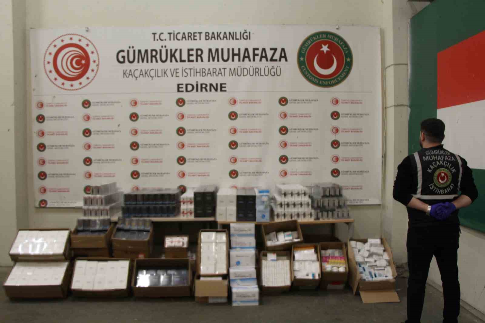 Kapıkule’de milyonlarca liralık kaçak eşya ele geçirildi