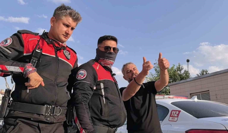 Alkollü sürücü ile polis arasındaki ilginç diyalog kamerada