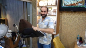 Sultanbeyli’de silahlı soygun girişimini sandalye atarak engelleyen kuyumcu çalışanı yaşananları anlattı