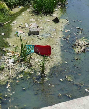 Arnavutköy’de kötü kokulu dere tepkisi
