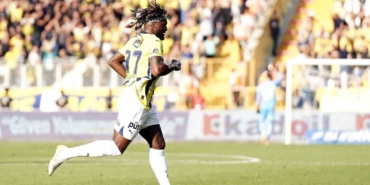 Allan Saint-Maximin: "Fenerbahçe’nin her zaman kalbimde ayrı bir yeri olacak"