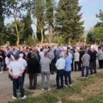 Gelenek yine yerine getirildi, 10 bin kişi aynı anda bayramlaştı