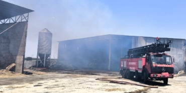 Kırklareli’nde bir hayvan çiftliğinin yem deposunda çıkan yangın söndürüldü