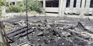 Zeytinburnu’nda hurdalık alanda yangın paniği: Yoğun duman çevre ilçelerden görüldü