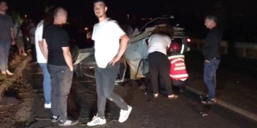 Kontrolden çıkan otomobil ters döndü: 2 yaralı