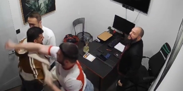 Milli sporcuya pusu kurup, silah çektiler...Dakikalarca böyle darp ettiler