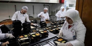 Bayramın bereketini ihtiyaç sahiplerinin sofrasına ulaştıracaklar