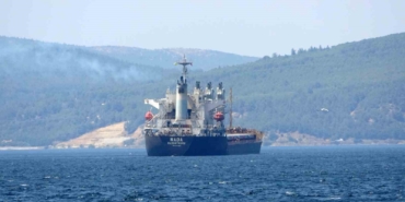 Çanakkale Boğazı’nda yük gemisi arıza yaptı