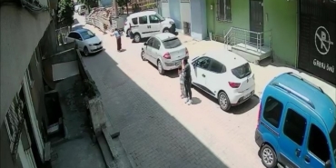 Yardım istedi, az kalsın otomobilinden oluyordu
