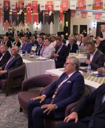 CHP’li belediye başkanları Bandırma’da bir araya geldi