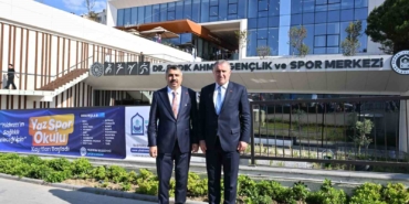 Bursa’da "Dr. Sadık Ahmet Gençlik ve Spor Merkezi" hizmete açıldı
