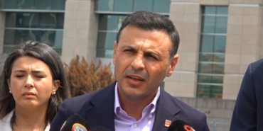 CHP İstanbul İl Başkanı Özgür Çelik adliye önünde açıklamalarda bulundu