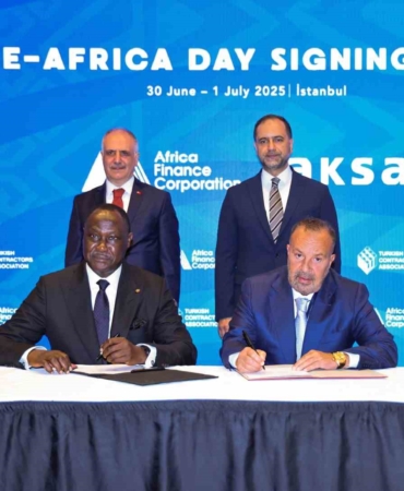 Afrika’ya 150 milyon dolarlık yatırım için imzalar atıldı