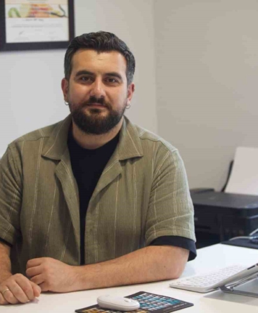 Yaz aylarında böbrek hastaları için en büyük tehdit: Hatalı beslenme ve fazla sıvı tüketimi