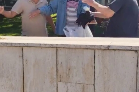 Önce küfürler, sonra yumruklar havada uçuştu