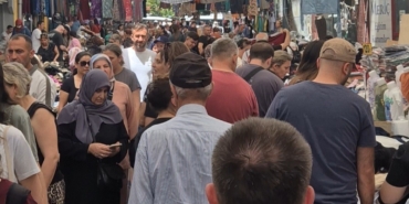 Pazarda bayram yoğunluğu