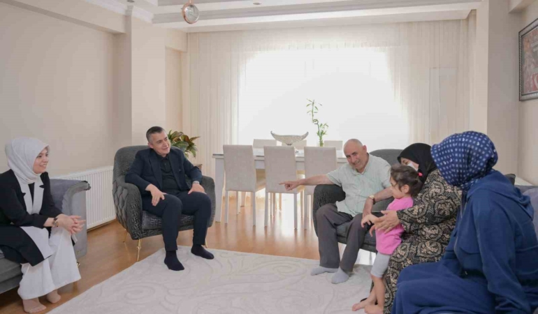 Esenyurt Belediye Başkan Vekili Aksoy’dan Babalar Günü’nde anlamlı ziyaret